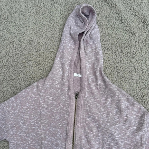 Urban outfitters out from under jacket - Picture 7 of 9